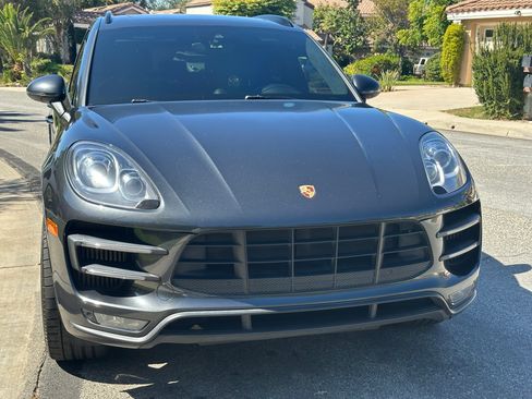 Used 2017 Porsche Macan Turbo AWD/4WD image 8
