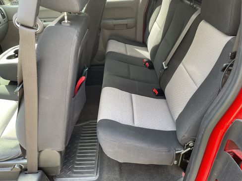 Used 2007 Chevrolet Silverado 1500 W/T w/ Towing Package image 11