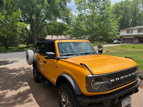 Used 2022 Ford Bronco Badlands AWD/4WD image 2
