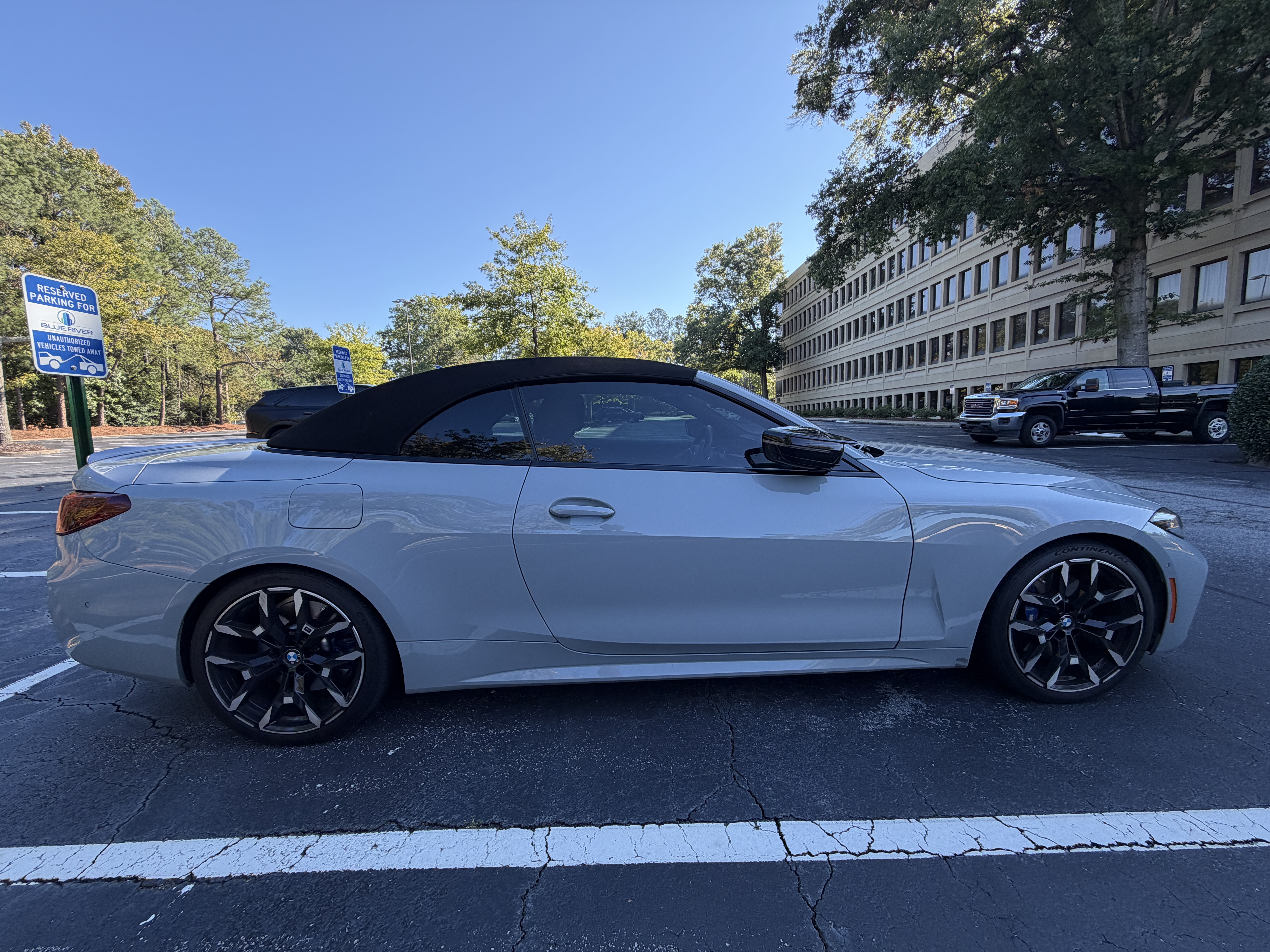 Used 2025 BMW M440i Convertible RWD image 24