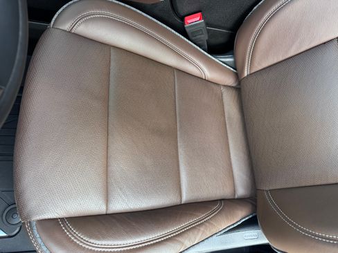 Used 2024 Chevrolet Suburban High Country w/ Advanced Technology Package image 16