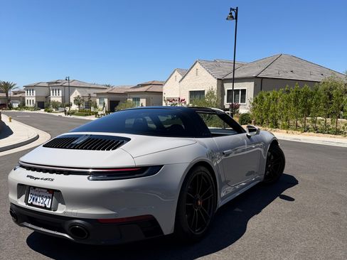 Used 2024 Porsche 911 Targa 4 GTS AWD/4WD image 2