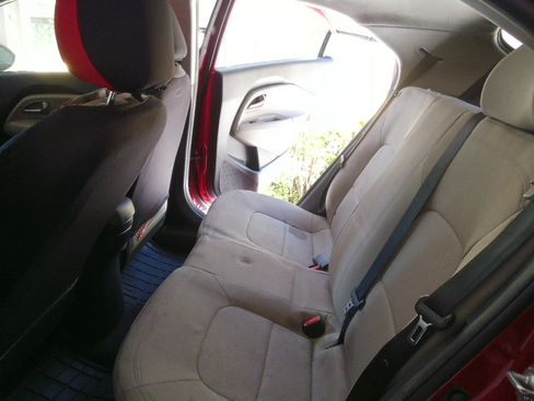 Used 2014 Kia Rio EX image 10