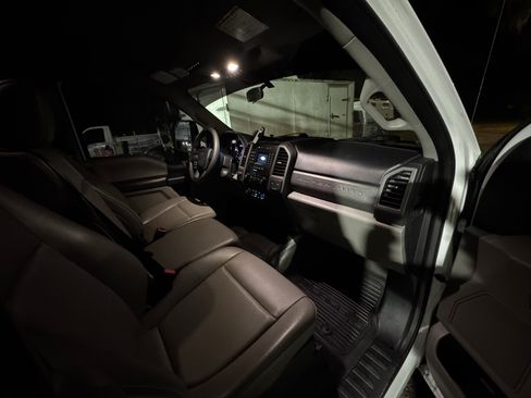 Used 2021 Ford F250 XL w/ Power Equipment Group image 14