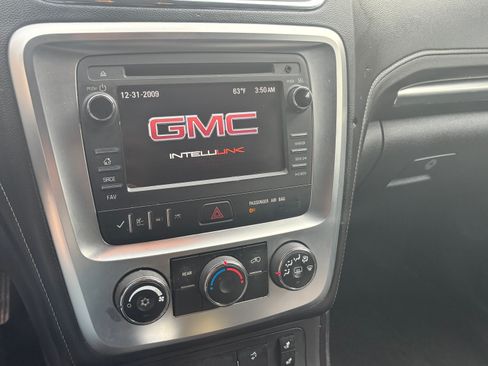 Used 2013 GMC Acadia SLE image 11