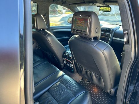 Used 2006 Porsche Cayenne Turbo S image 12