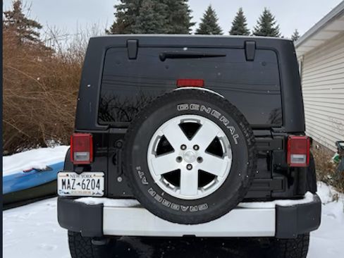 Used 2012 Jeep Wrangler Sahara w/ Dual Top Group image 6