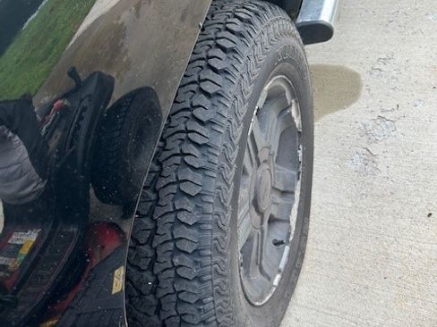 Used 2013 Chevrolet Silverado 1500 LTZ w/ LTZ Plus Package image 13