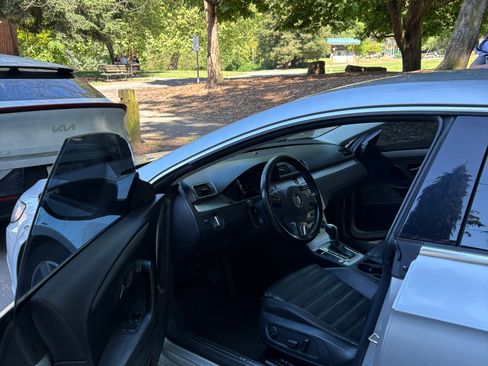 Used 2016 Volkswagen CC Sport FWD image 17