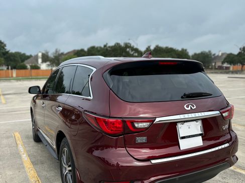 Used 2019 INFINITI QX60 Luxe w/ Essential Package FWD image 14