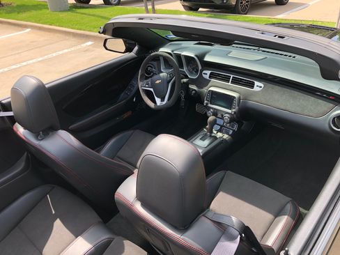 Used 2013 Chevrolet Camaro ZL1 image 11