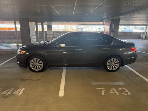 Used 2014 Honda Accord EX-L image 8