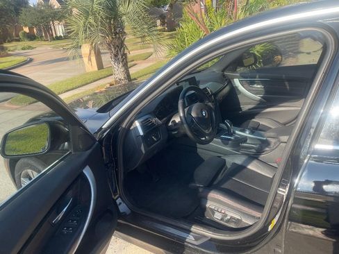 Used 2017 BMW 330i Sedan image 8