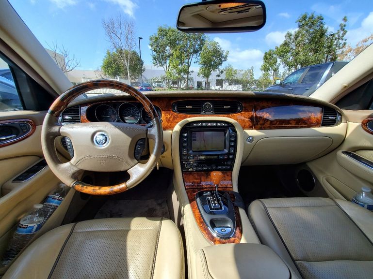 Used 2008 Jaguar XJ Vanden Plas Super V8 RWD image 17