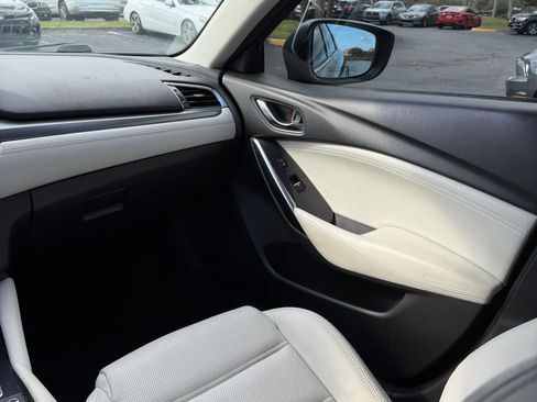 Used 2017 MAZDA MAZDA6 Grand Touring image 22