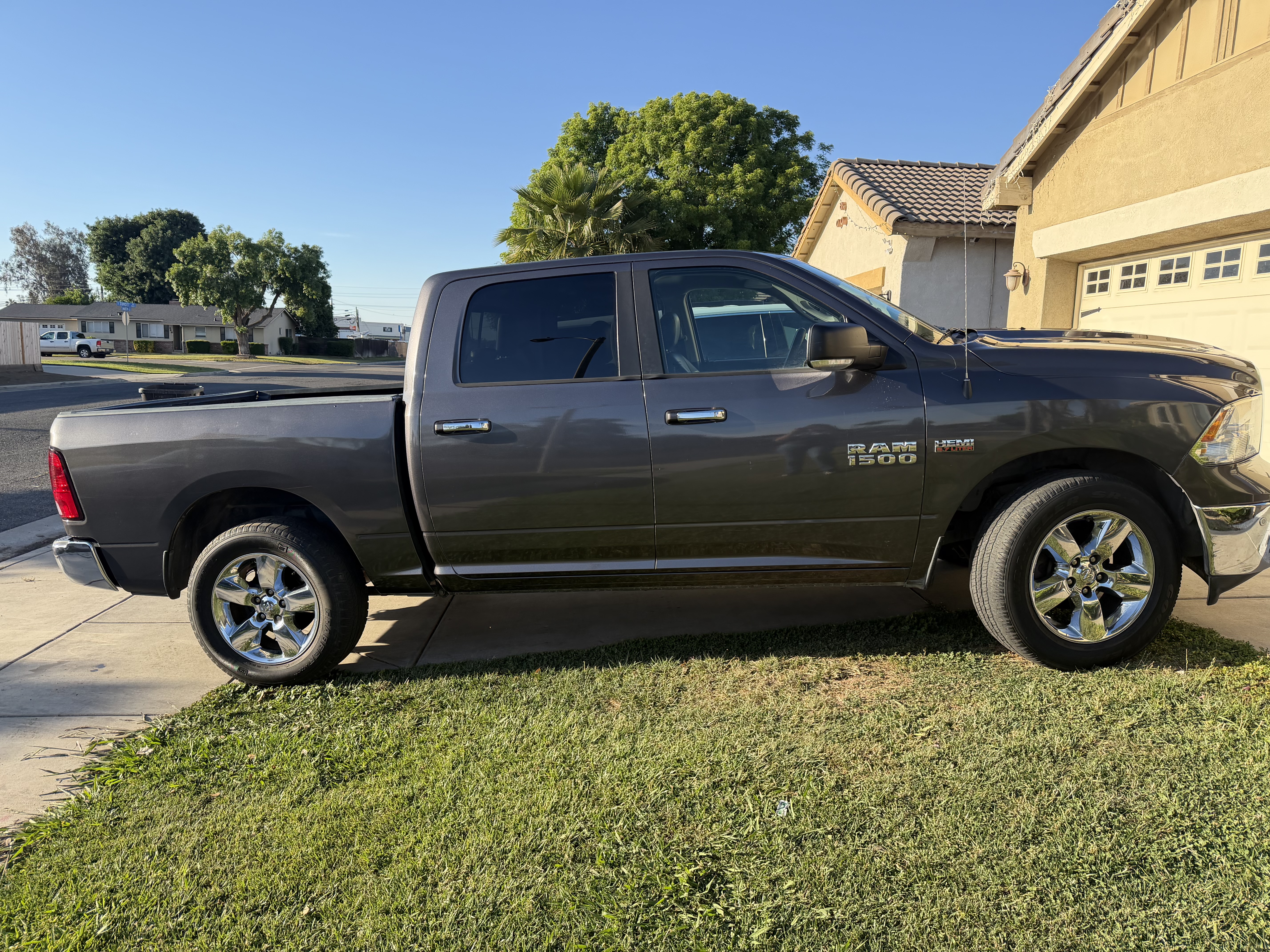 Used 2017 RAM 1500 Lone Star AWD/4WD image 12