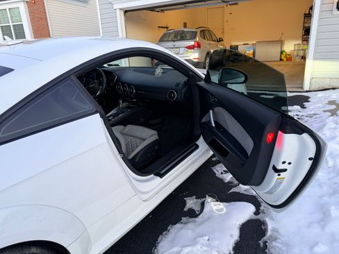 Used 2017 Audi TT 2.0T w/ S Sport Seat Package image 9