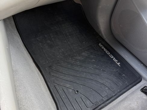 Used 2008 Toyota Tacoma 4x4 Access Cab V6 image 16