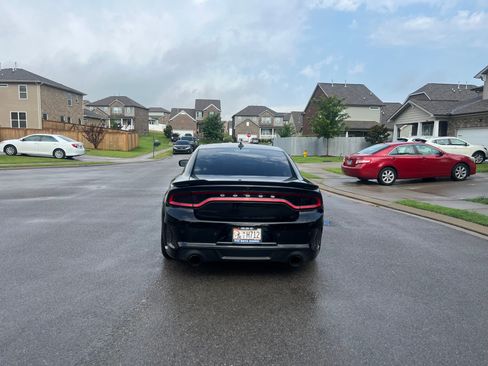 Used 2020 Dodge Charger Scat Pack RWD image 6