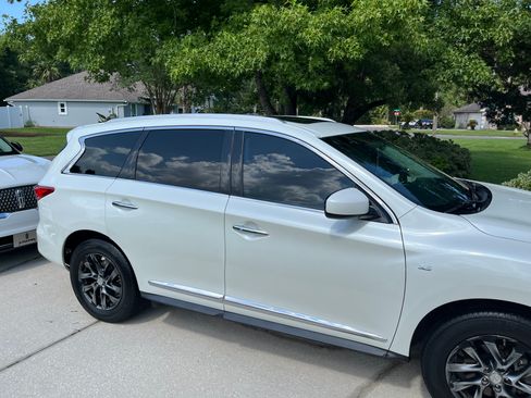 Used 2015 INFINITI QX60 FWD w/ Driver Assistance Package image 18