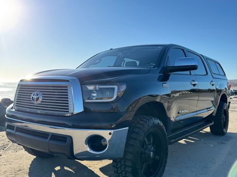 Used 2013 Toyota Tundra Platinum image 4
