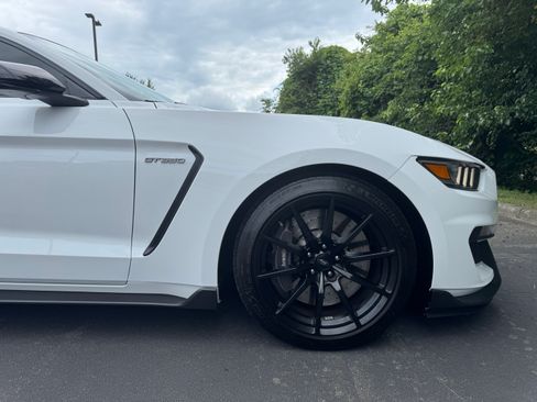 Used 2018 Ford Mustang Shelby GT350 w/ Electronics Package RWD image 8
