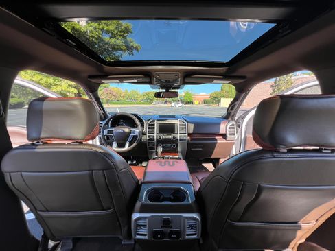 Used 2019 Ford F150 King Ranch w/ Equipment Group 601A Luxury AWD/4WD image 12