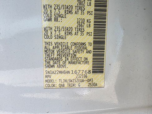 Used 2017 Nissan Murano Platinum w/ Platinum Technology Package image 2