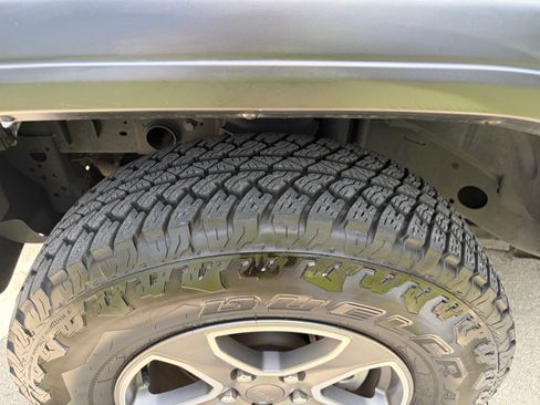 Used 2022 Jeep Wrangler Sport AWD/4WD image 20
