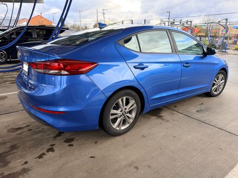 Used 2017 Hyundai Elantra Value Edition image 6
