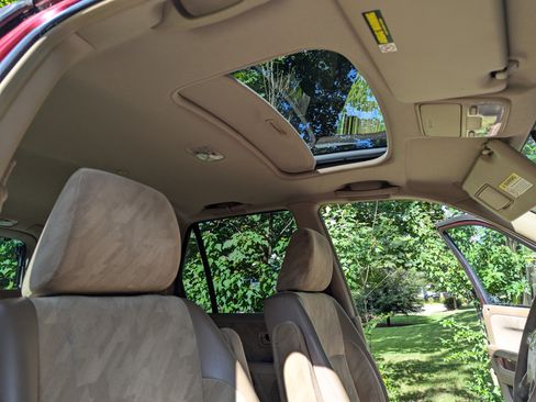 Used 2004 Honda CR-V EX image 7