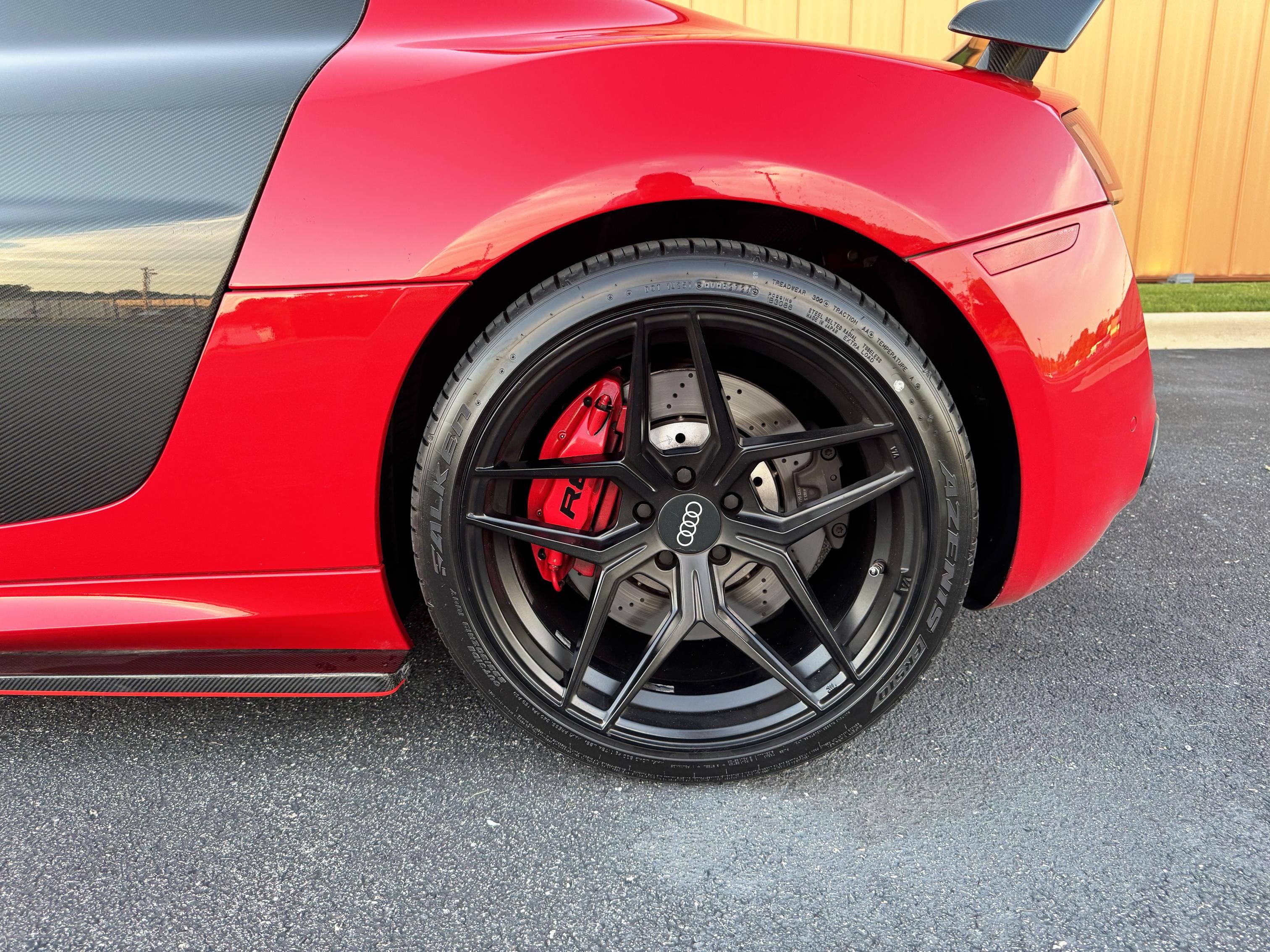 Used 2011 Audi R8 V10 AWD/4WD image 17