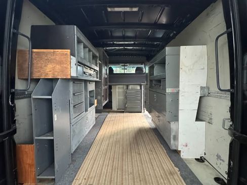 Used 2016 Mercedes-Benz Sprinter 2500 image 2