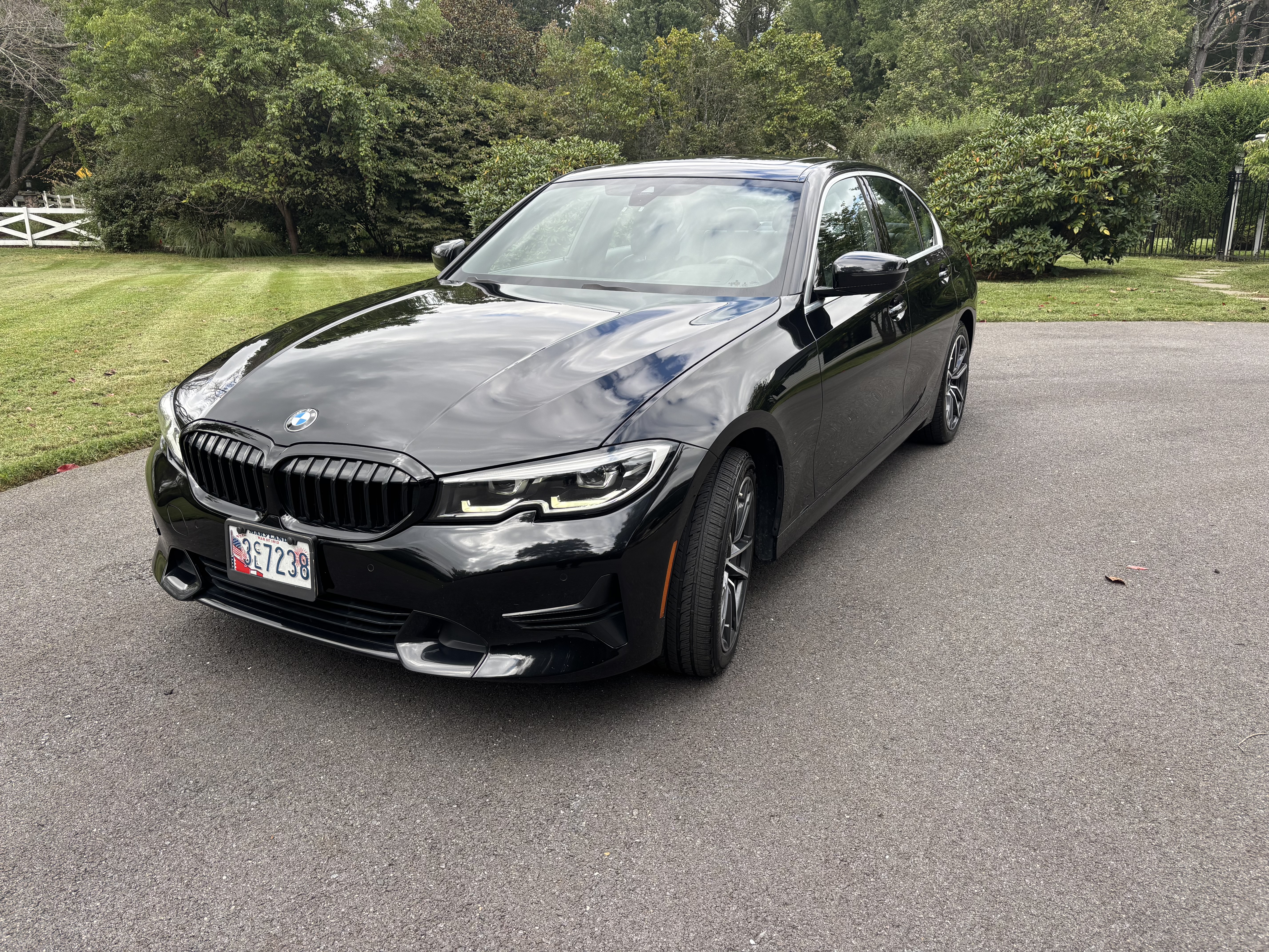 Used 2019 BMW 330i xDrive Sedan AWD/4WD image 1