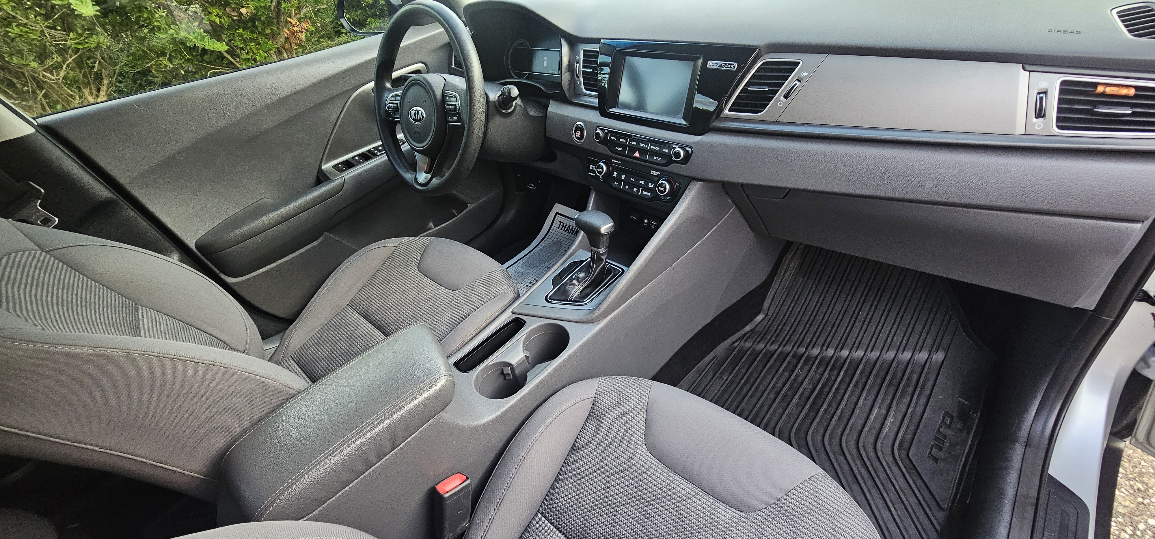 Used 2018 Kia Niro LX FWD image 13