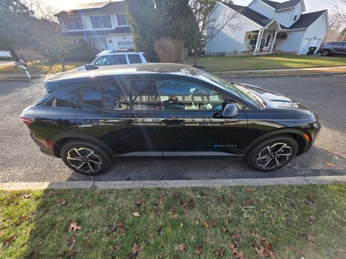 Used 2026 Chevrolet Equinox EV LT image 6