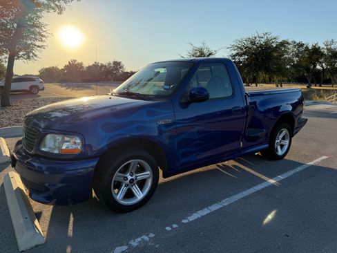 Used 2003 Ford F150 Lightning image 11