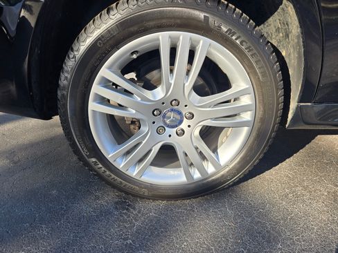 Used 2015 Mercedes-Benz GLK 250 BlueTEC 4MATIC image 21