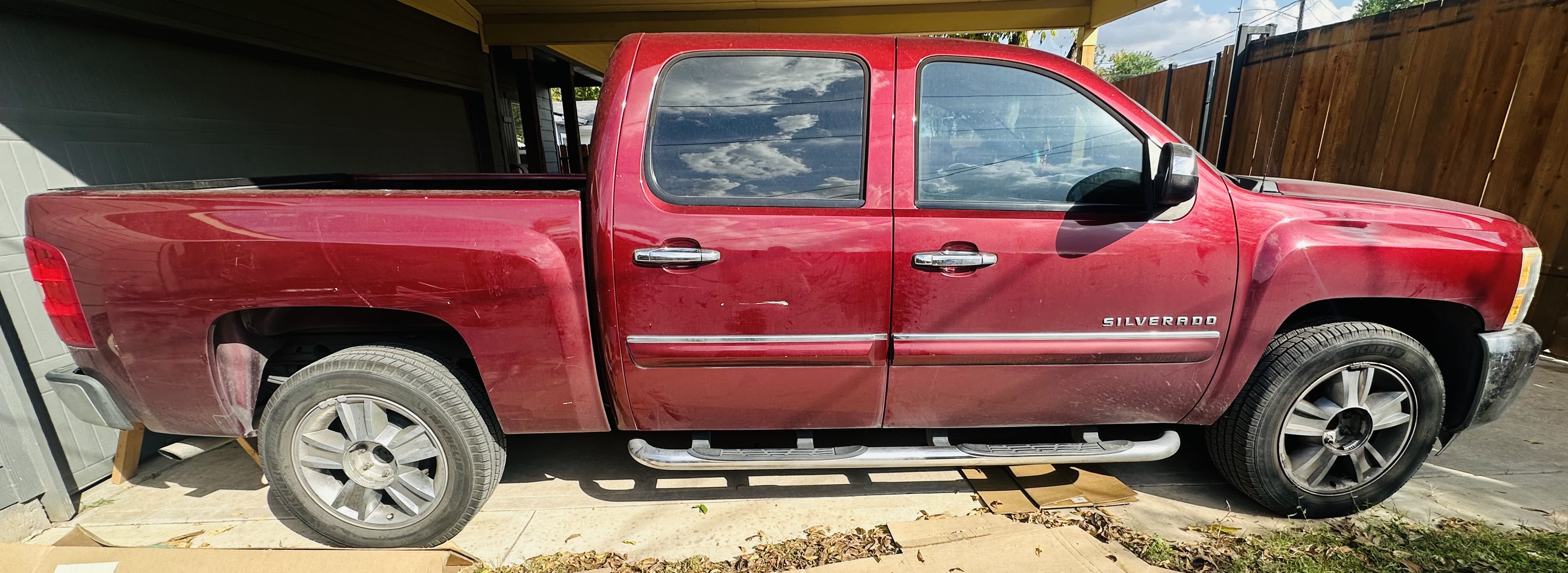 Used 2013 Chevrolet Silverado 1500 LT RWD image 2