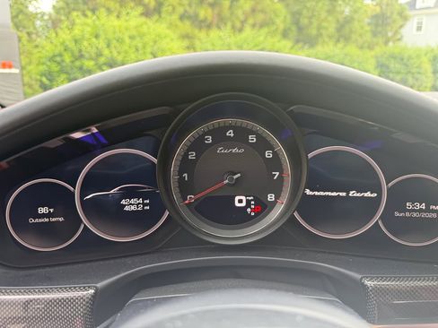 Used 2018 Porsche Panamera Turbo AWD/4WD image 13