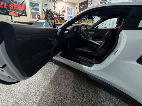 Used 2016 Porsche 911 GT3 RS image 20