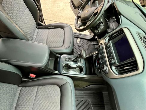 Used 2017 Chevrolet Colorado Z71 image 5