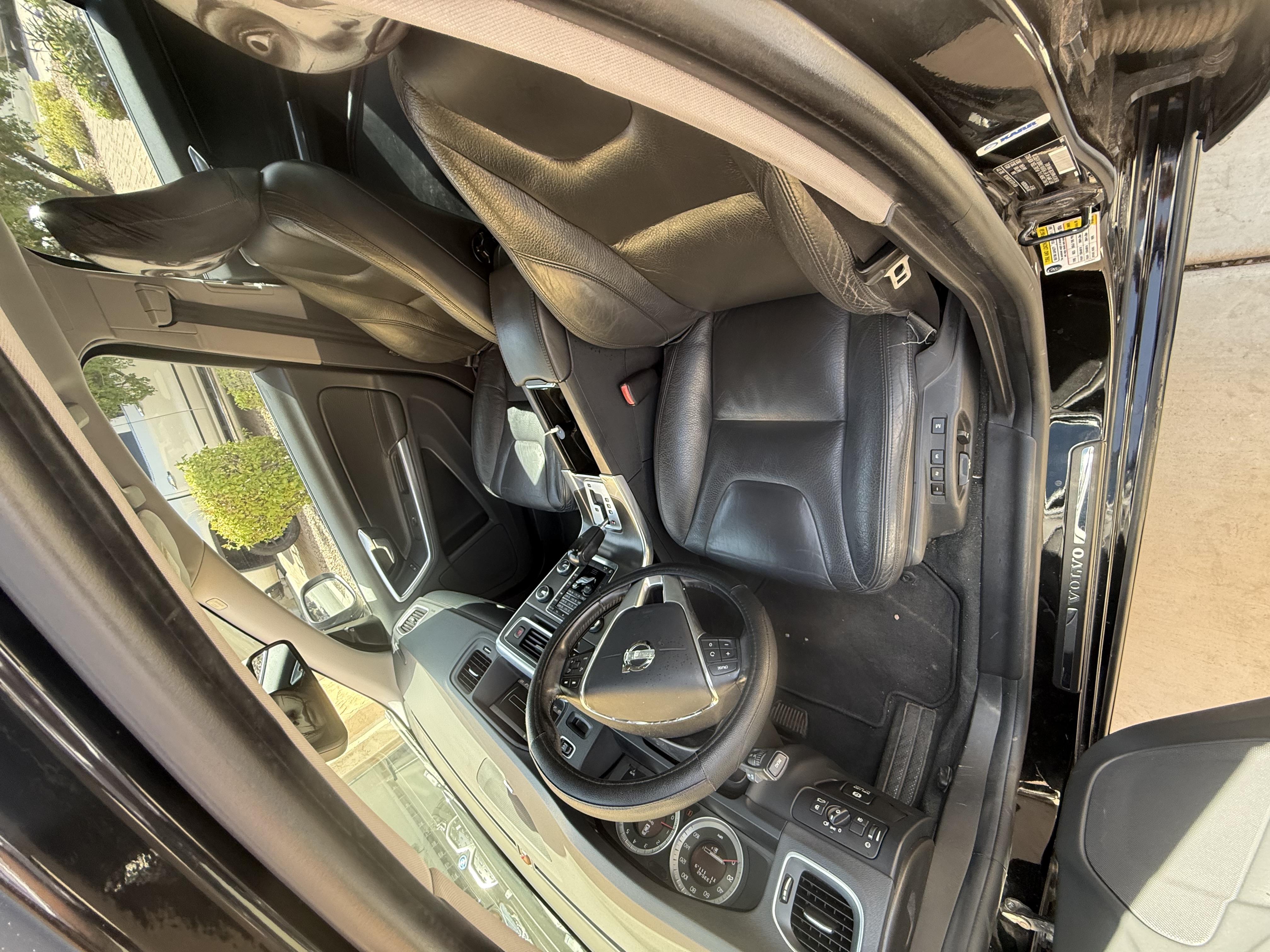 Used 2012 Volvo S60 T5 w/ Multimedia Pkg FWD image 8