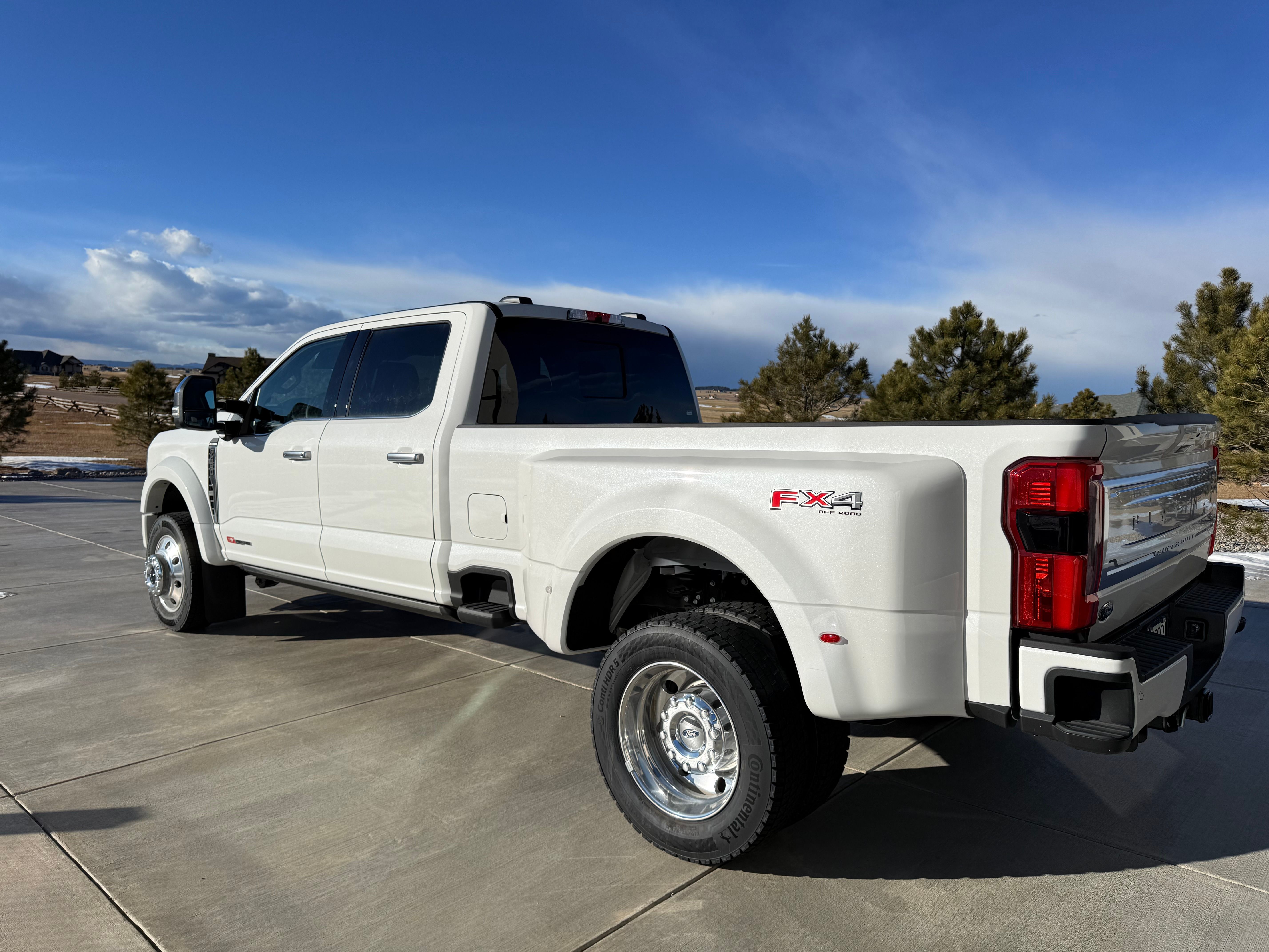 Used 2025 Ford F450 Platinum w/ Platinum Plus Package AWD/4WD image 13