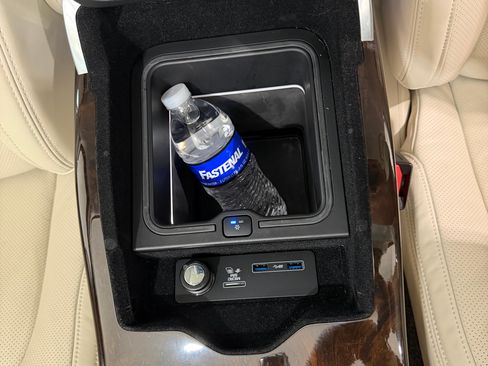 Used 2021 Land Rover Range Rover P525 Westminster Edition AWD/4WD image 16