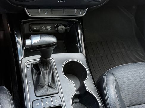 Used 2016 Kia Sorento SX image 8