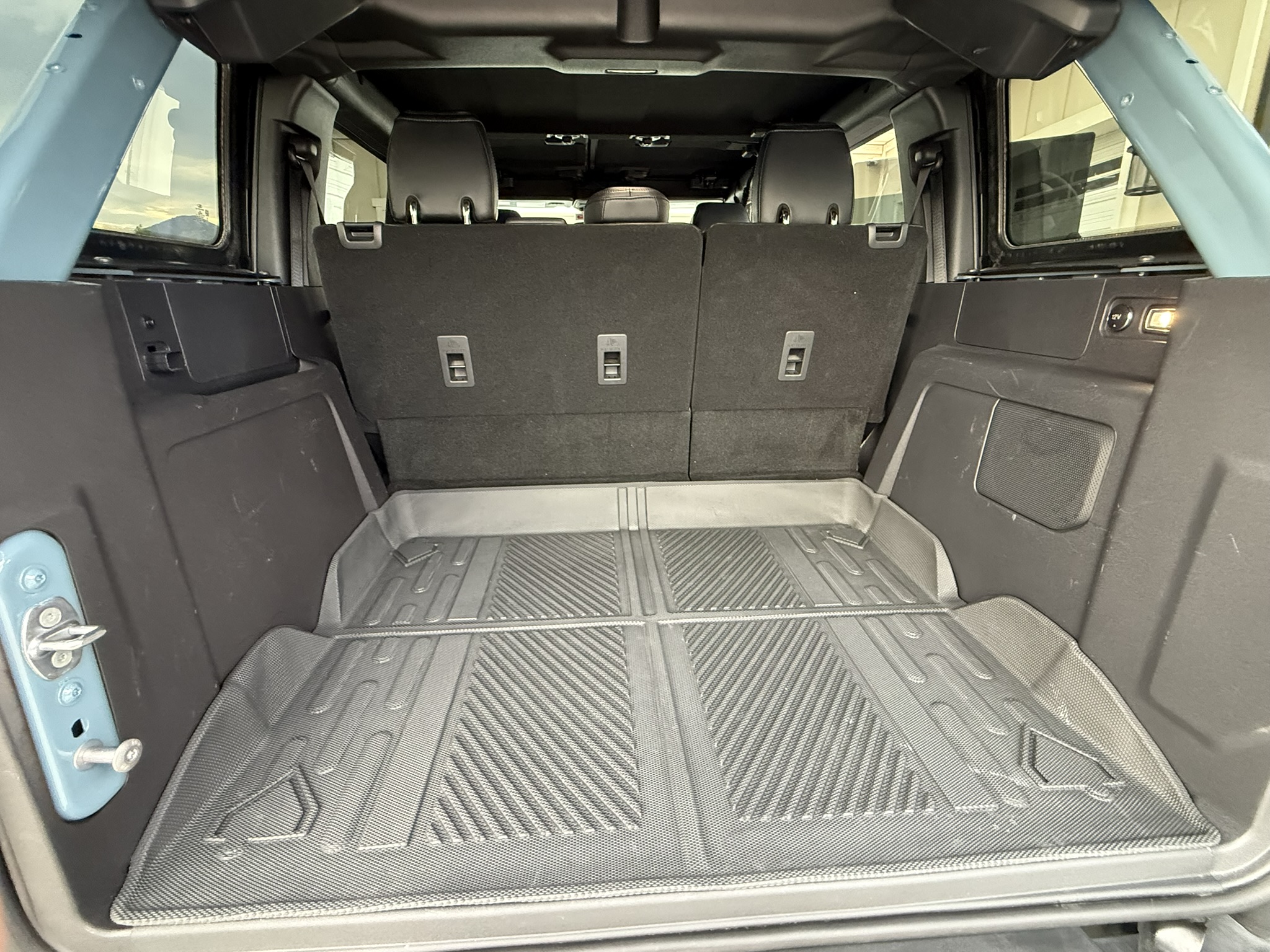 Used 2023 Ford Bronco Wildtrak AWD/4WD image 28