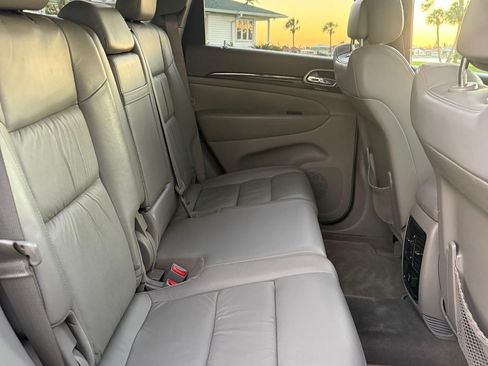 Used 2012 Jeep Grand Cherokee Altitude image 15