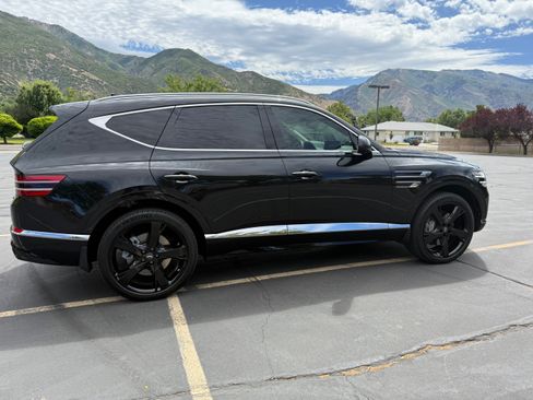 Used 2024 Genesis GV80 3.5T w/ Prestige Package image 4