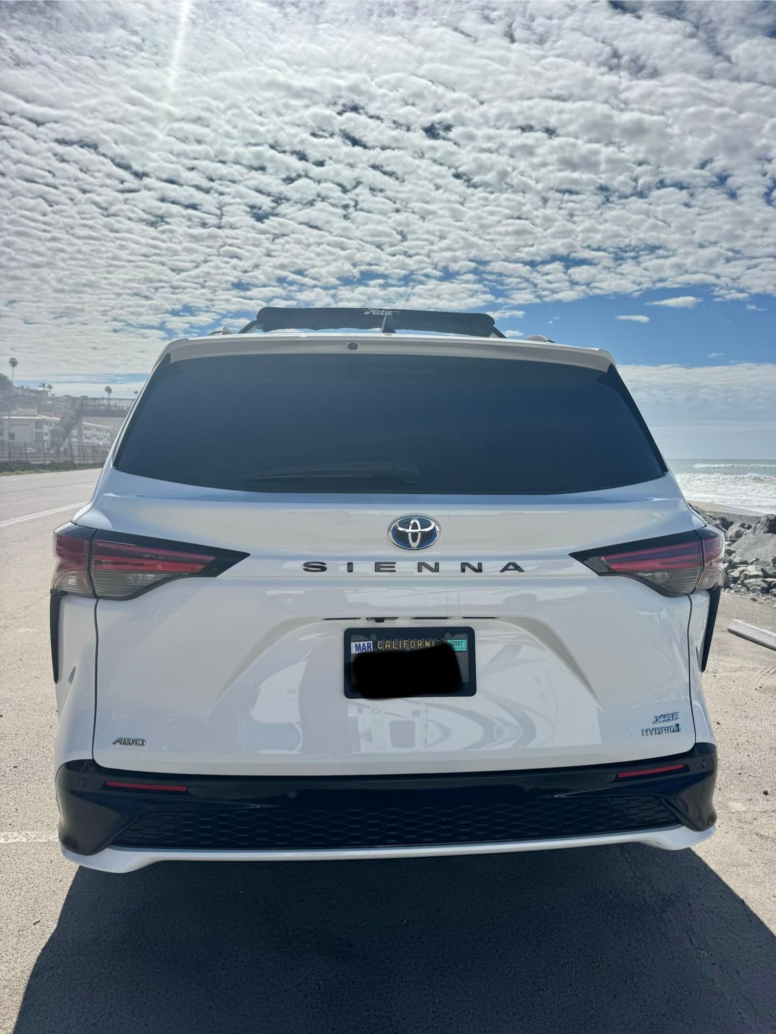 Used 2022 Toyota Sienna XSE w/ XSE Plus Package AWD/4WD image 10